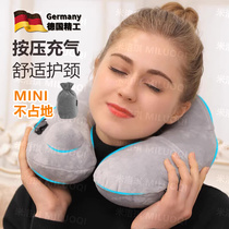 德国新款按压式充气u型枕便携长途旅行飞机护脖子颈椎U形睡觉神器