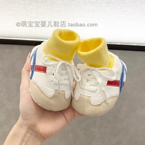 秋冬新款0-1岁男女宝宝软底鞋袜3-5-7八十个月新生婴儿学步前鞋子