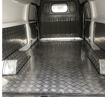金杯金海狮s/X30L 小海狮汽车铝板 不锈钢护板搬家耐磨改装脚垫