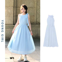 蓝色挂脖无袖连衣裙女2024年夏季新款高级设计感小众收腰法式长裙