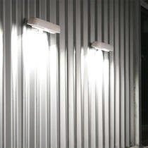 太阳能庭院灯户外人体声控感应壁灯防水室外家用照明超亮LED路灯