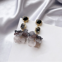 韩版气质水晶花朵耳环s925银针新款黑玫瑰花瓣耳坠时尚网红耳饰女